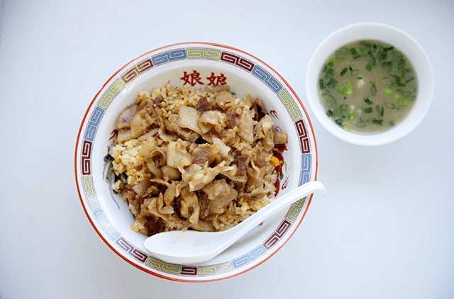 中華料理と餃子の店 娘娘（ニャンニャン）